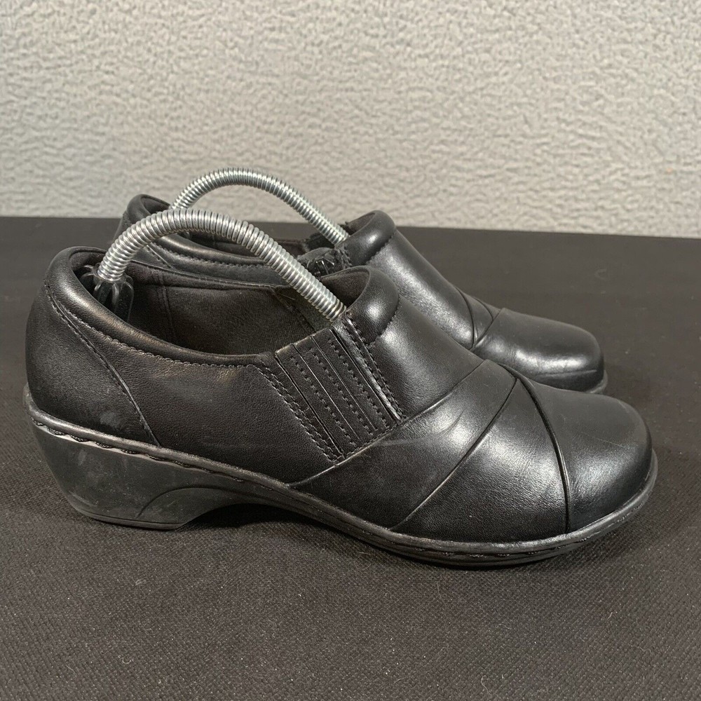 Clarks Women’s Channing Essa Black Leather Zip‎ Comfort Loafer Bootie size 6.5